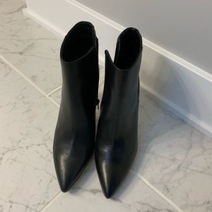 Aldo ankle heeled booties